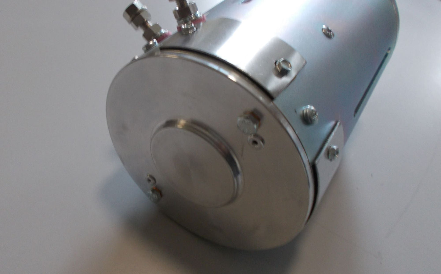 Quiet and Vibration-Free 1500W Electric Motor (3000rpm)