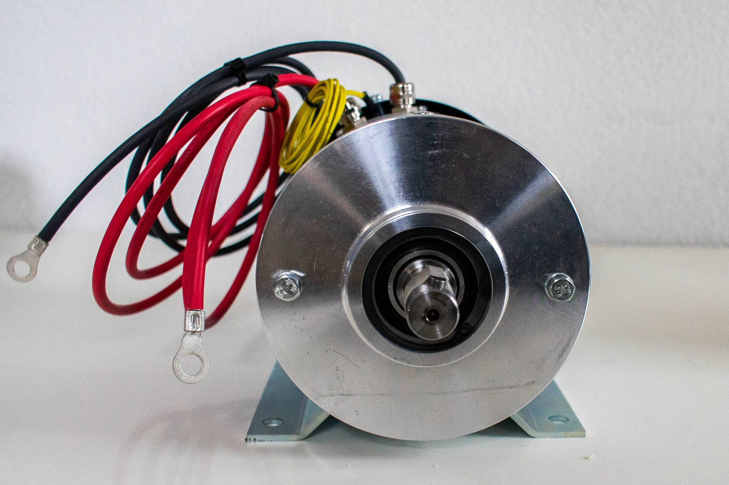 Quiet and Vibration-Free 800W Electric Motor (1300rpm)