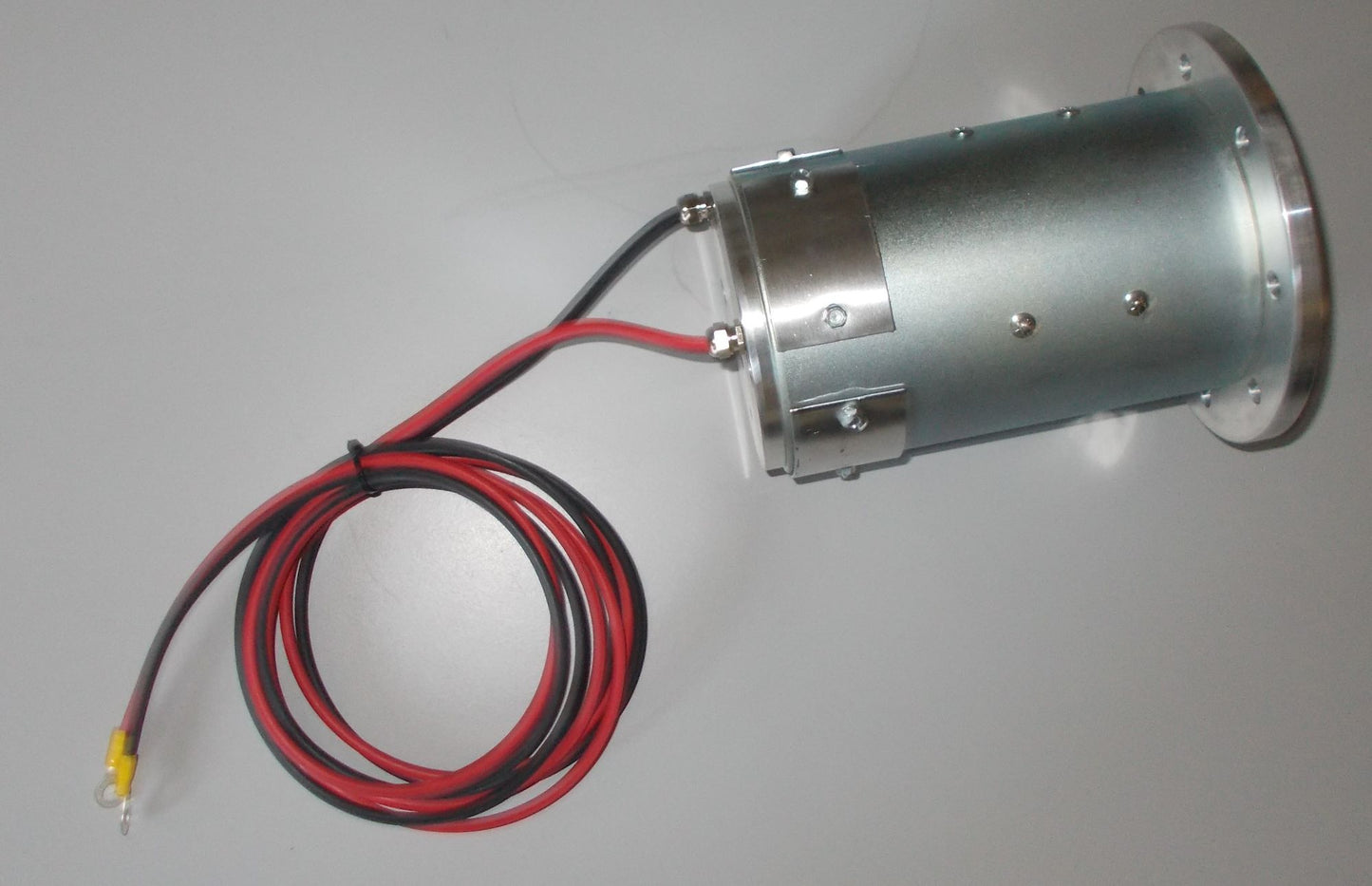 Quiet and Vibration-Free 370W Electric Motor (3000rpm)