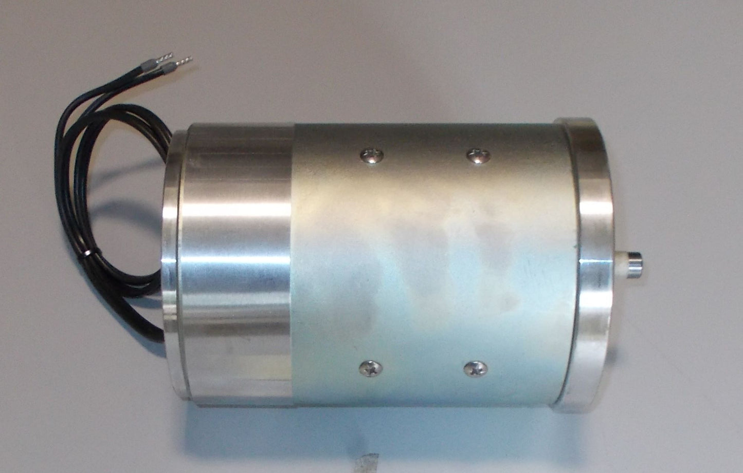 Quiet and Vibration-Free 160W Electric Motor (2000rpm)